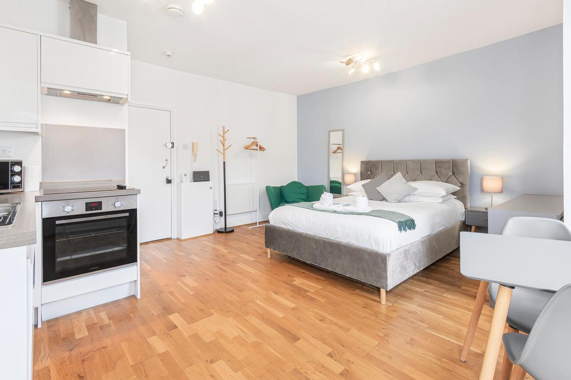 Cosy Studio Flat Moments From The Beach, Kemptown ブライトン エクステリア 写真