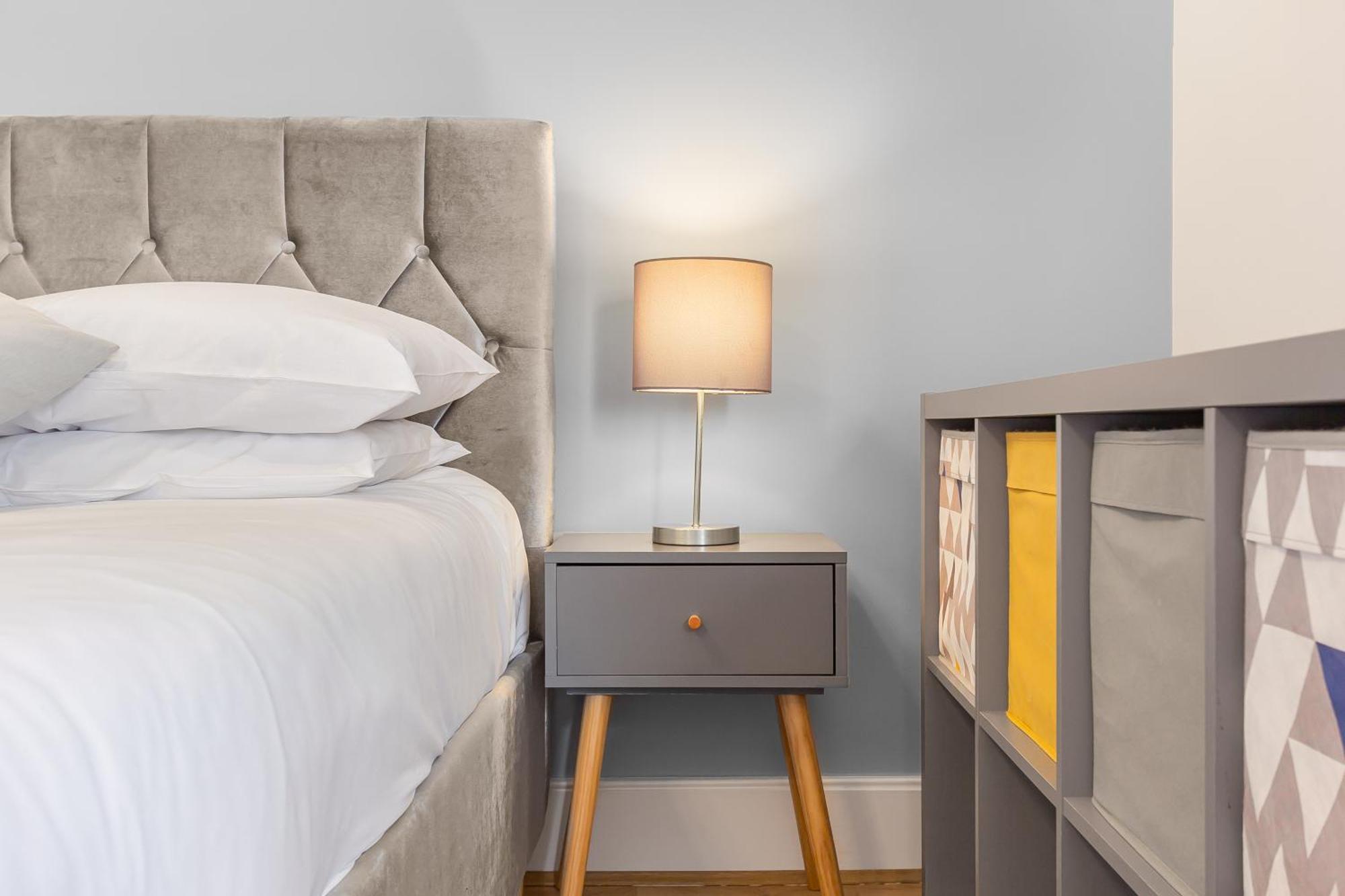 Cosy Studio Flat Moments From The Beach, Kemptown ブライトン エクステリア 写真